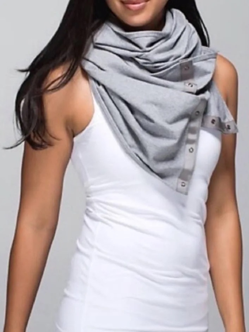 Lululemon Vinyasa Scarf
Heathered Fossil